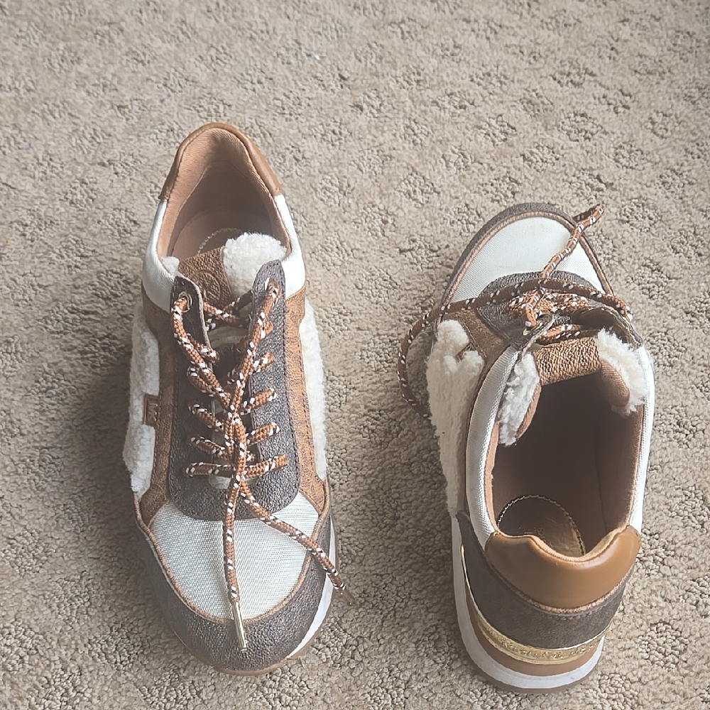 Stylish Brown and White Sneakers Micheal Kors Womens Size 8 Great Condition Fur